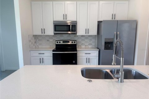 House in Ocala, Florida 3 bedrooms, 152.36 sq.m. № 2330232 - photo 9