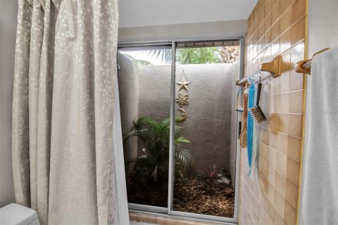 Купить виллу или дом в Сарасота, Флорида 6 комнат, 86.96м2, № 2105441 - фото 22