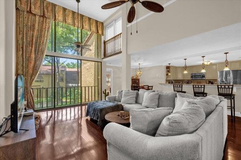 Condominio en venta en Orlando, Florida, 3 dormitorios, 171.87 m2 № 1795019 - foto 3