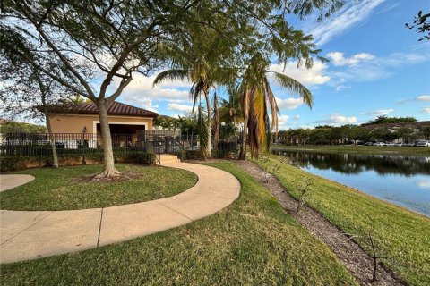 Adosado en alquiler en Coconut Creek, Florida, 3 dormitorios, 136.19 m2 № 1990339 - foto 23