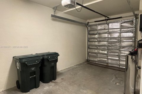 Adosado en alquiler en Coconut Creek, Florida, 3 dormitorios, 136.19 m2 № 1990339 - foto 26