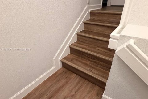 Adosado en alquiler en Coconut Creek, Florida, 3 dormitorios, 136.19 m2 № 1990339 - foto 6