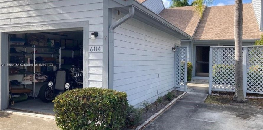 Villa ou maison à Hobe Sound, Floride 2 chambres, 112.88 m2 № 1933814