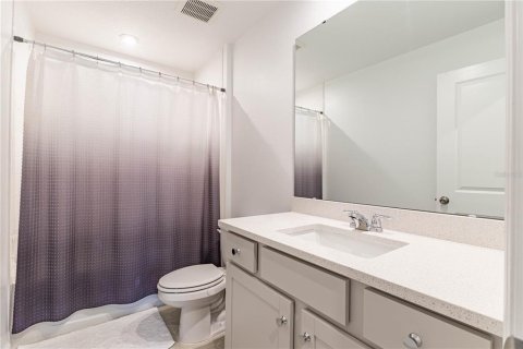Townhouse in Orlando, Florida 3 bedrooms, 151.15 sq.m. № 2207917 - photo 24