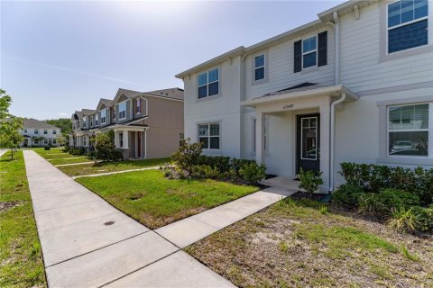Townhouse in Orlando, Florida 3 bedrooms, 151.15 sq.m. № 2207917 - photo 2