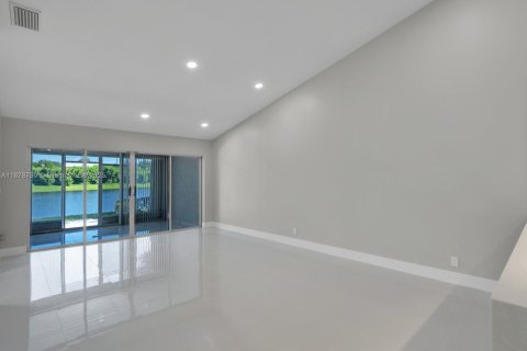 Купить виллу или дом в Делрей-Бич, Флорида 2 спальни, 151.24м2, № 1929228 - фото 20