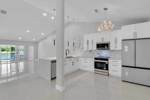 Купить виллу или дом в Делрей-Бич, Флорида 2 спальни, 151.24м2, № 1929228 - фото 10