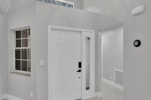 Купить виллу или дом в Делрей-Бич, Флорида 2 спальни, 151.24м2, № 1929228 - фото 9