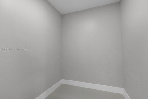 Купить виллу или дом в Делрей-Бич, Флорида 2 спальни, 151.24м2, № 1929228 - фото 28