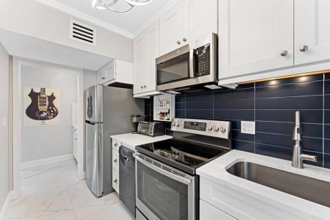 Copropriété à vendre à Delray Beach, Floride: 2 chambres, 81.1 m2 № 2372767 - photo 24