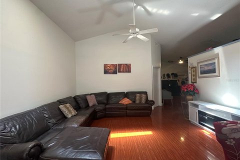 Villa ou maison à vendre à Apopka, Floride: 3 chambres, 143.44 m2 № 2227410 - photo 4