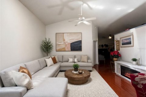 Villa ou maison à vendre à Apopka, Floride: 3 chambres, 143.44 m2 № 2227410 - photo 3