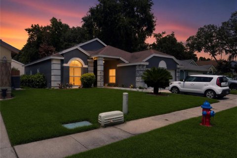 Villa ou maison à vendre à Apopka, Floride: 3 chambres, 143.44 m2 № 2227410 - photo 2