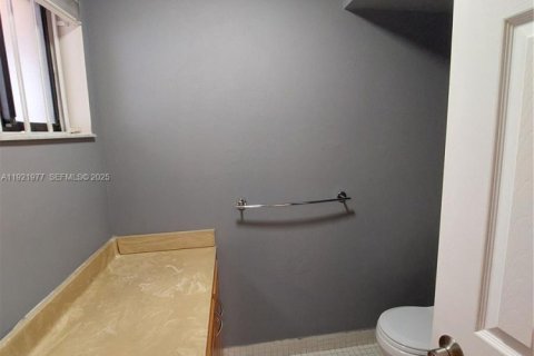Copropriété à vendre à Miami, Floride: 1 chambre, 62.24 m2 № 1987944 - photo 11