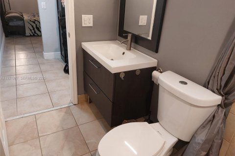 Copropriété à vendre à Miami, Floride: 1 chambre, 62.24 m2 № 1987944 - photo 27