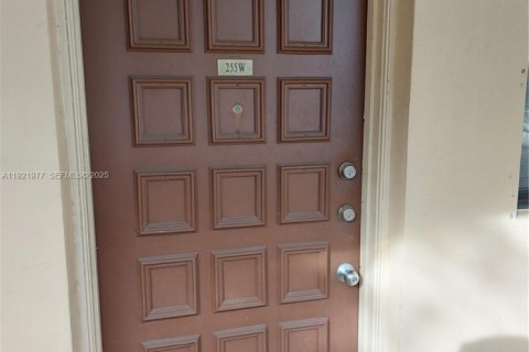 Copropriété à vendre à Miami, Floride: 1 chambre, 62.24 m2 № 1987944 - photo 5