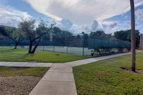 Copropriété à vendre à Miami, Floride: 1 chambre, 62.24 m2 № 1987944 - photo 6