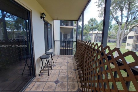 Copropriété à vendre à Miami, Floride: 1 chambre, 62.24 m2 № 1987944 - photo 30