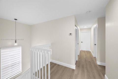 Villa ou maison à vendre à Miramar, Floride: 4 chambres, 190.08 m2 № 1969893 - photo 21