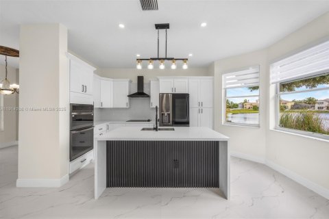 Villa ou maison à vendre à Miramar, Floride: 4 chambres, 190.08 m2 № 1969893 - photo 11