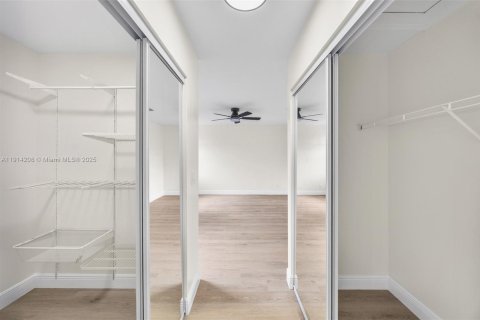 Villa ou maison à vendre à Miramar, Floride: 4 chambres, 190.08 m2 № 1969893 - photo 26