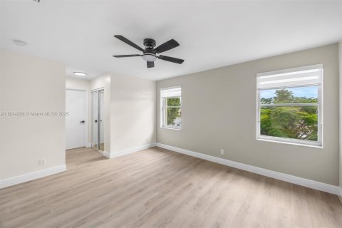 Villa ou maison à vendre à Miramar, Floride: 4 chambres, 190.08 m2 № 1969893 - photo 24