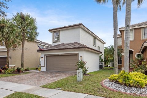 Villa ou maison à vendre à Miramar, Floride: 4 chambres, 190.08 m2 № 1969893 - photo 2