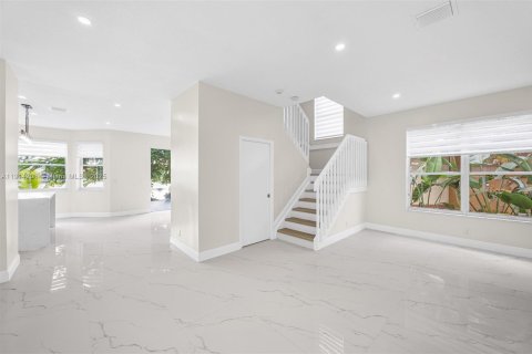 Villa ou maison à vendre à Miramar, Floride: 4 chambres, 190.08 m2 № 1969893 - photo 5