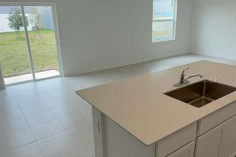Casa en alquiler en Lake Wales, Florida, 4 dormitorios, 174.1 m2 № 2098507 - foto 5