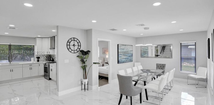 Villa ou maison à Deerfield Beach, Floride 6 chambres, 282.05 m2 № 1995840