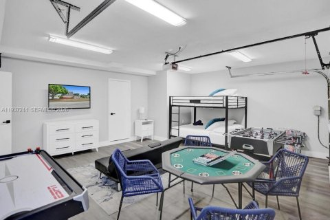 Villa ou maison à vendre à Deerfield Beach, Floride: 6 chambres, 282.05 m2 № 1995840 - photo 22