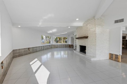 House in Bradenton, Florida 4 bedrooms, 306.02 sq.m. № 1898670 - photo 30