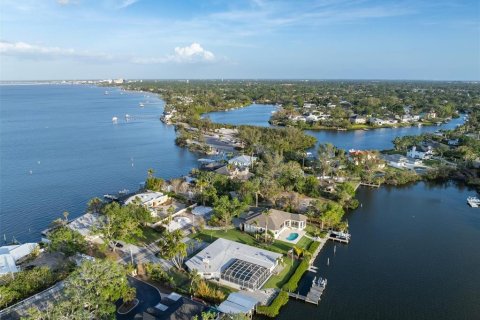 House in Bradenton, Florida 4 bedrooms, 306.02 sq.m. № 1898670 - photo 17