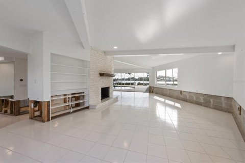 House in Bradenton, Florida 4 bedrooms, 306.02 sq.m. № 1898670 - photo 29