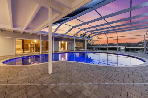House in Bradenton, Florida 4 bedrooms, 306.02 sq.m. № 1898670 - photo 9