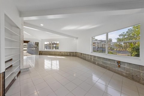 House in Bradenton, Florida 4 bedrooms, 306.02 sq.m. № 1898670 - photo 28