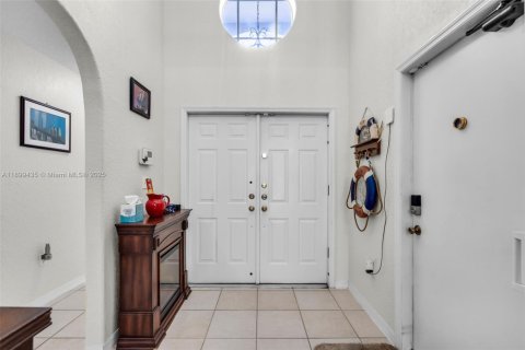Casa en venta en Hialeah, Florida, 3 dormitorios, 147.44 m2 № 1950838 - foto 5