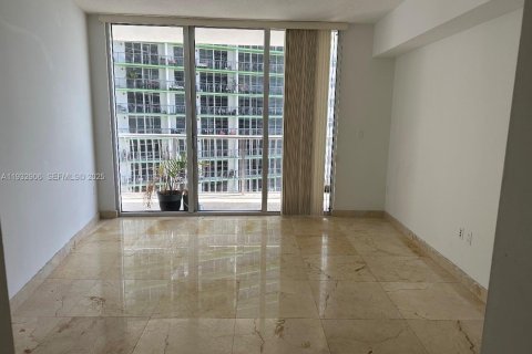Copropriété à louer à Miami, Floride: 1 chambre, 73.49 m2 № 1991696 - photo 6