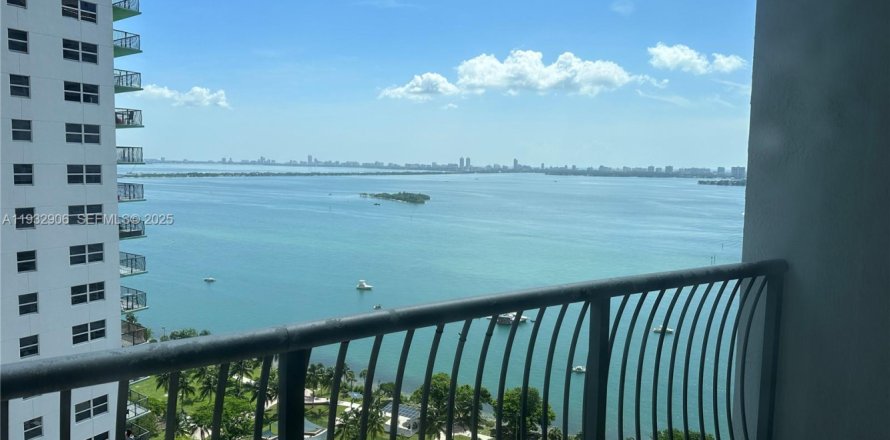 Condo à Miami, Floride, 1 chambre  № 1991696