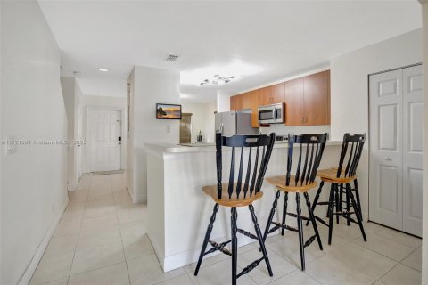 Adosado en venta en Miramar, Florida, 2 dormitorios, 120.4 m2 № 1715306 - foto 14