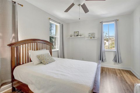 Adosado en venta en Miramar, Florida, 2 dormitorios, 120.4 m2 № 1715306 - foto 28
