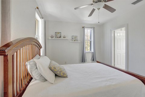 Adosado en venta en Miramar, Florida, 2 dormitorios, 120.4 m2 № 1715306 - foto 27