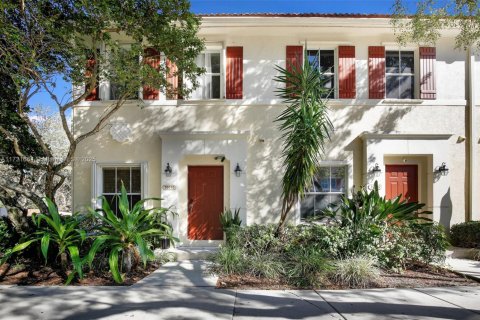 Adosado en venta en Miramar, Florida, 2 dormitorios, 120.4 m2 № 1715306 - foto 1