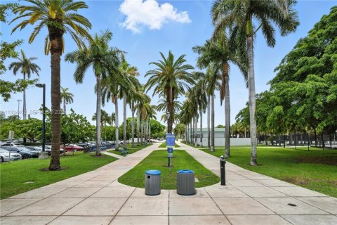 Condominio en alquiler en Miami Beach, Florida, 1 dormitorio, 48.31 m2 № 1993911 - foto 21