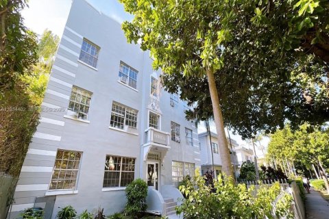 Condominio en alquiler en Miami Beach, Florida, 1 dormitorio, 48.31 m2 № 1993911 - foto 6