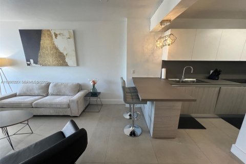 Copropriété à louer à Miami Beach, Floride: 48.77 m2 № 2089638 - photo 6
