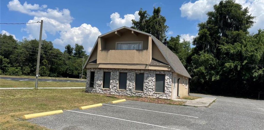 Commercial property in Wildwood, Florida 150.5 sq.m. № 1194678