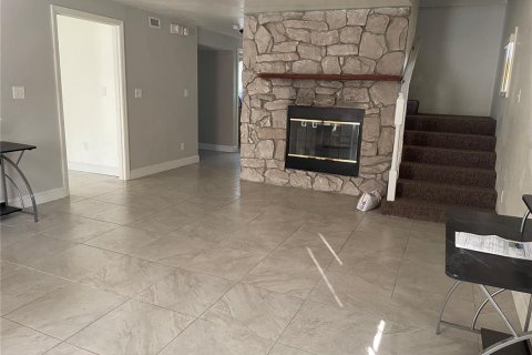 Commercial property in Wildwood, Florida 150.5 sq.m. № 1194678 - photo 6