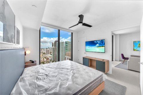 Condominio en venta en Miami, Florida, 1 dormitorio, 63.08 m2 № 1697785 - foto 11