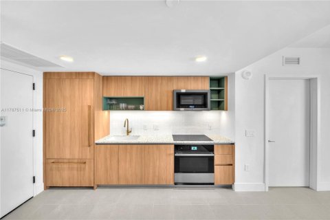 Condominio en venta en Miami, Florida, 1 dormitorio, 63.08 m2 № 1697785 - foto 7